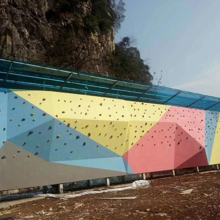 室內(nèi)微晶玻璃鋼攀巖