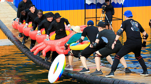 網(wǎng)紅搖擺橋——2021火爆全網(wǎng)的游樂(lè)項(xiàng)目！